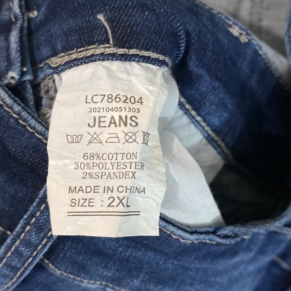 Women’s Blue Jeans Short Overalls - Picture 7 of 8